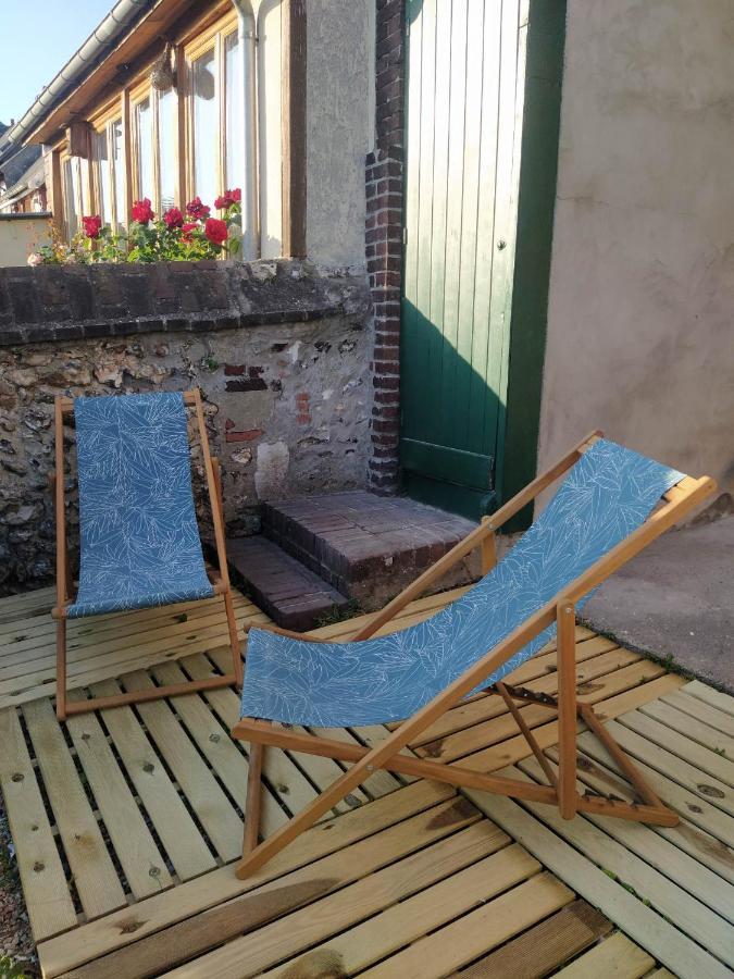 Le Nid Normand Avec Terrasse - Stationnement Facile Et Gratuit - 5 Min Seine Lejlighed Deville-les-Rouen Eksteriør billede